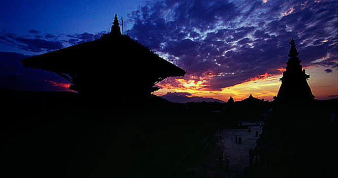 lo bach thu khung 3