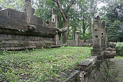 lo kep khung 3 ngay